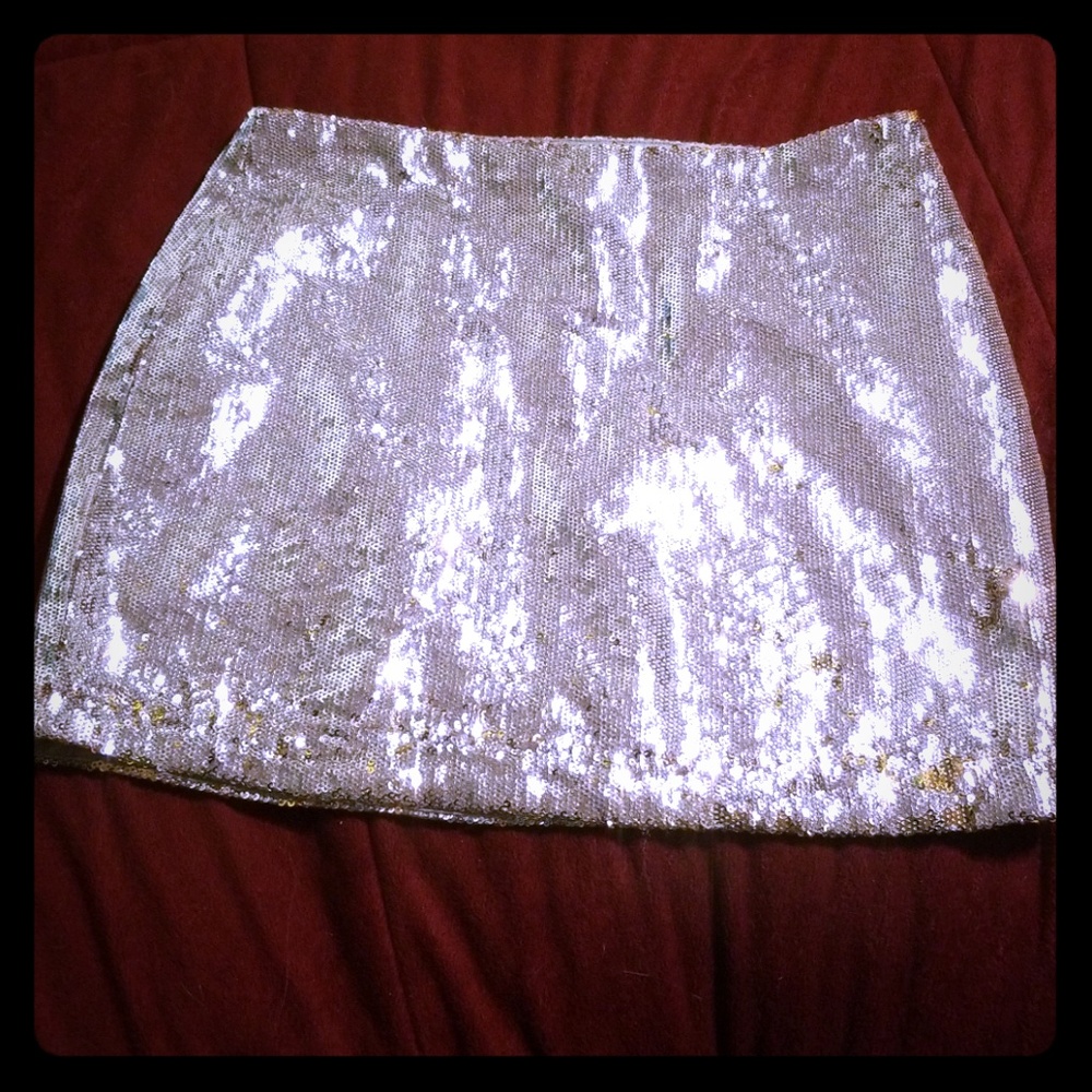 Sexy silver short skirt